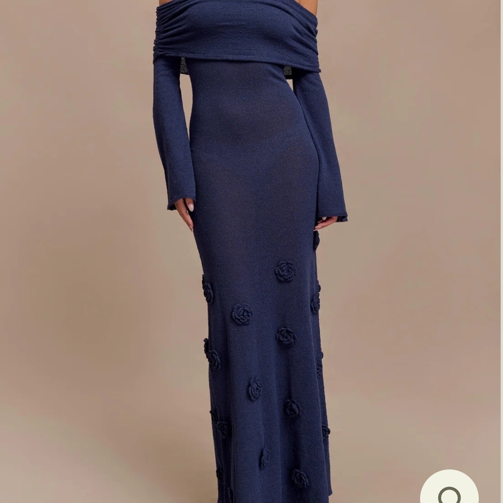 KikiOff Shoulder Knit Rose Maxi Dress - Navy XS